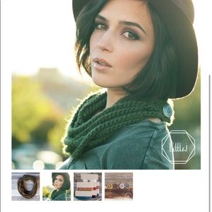 Handmade scarf by littlej